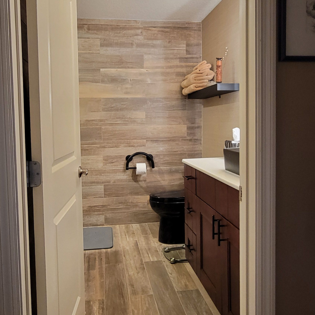 7 Smart Ways to Make a Small Bathroom Feel Bigger in Fleming Island, FL